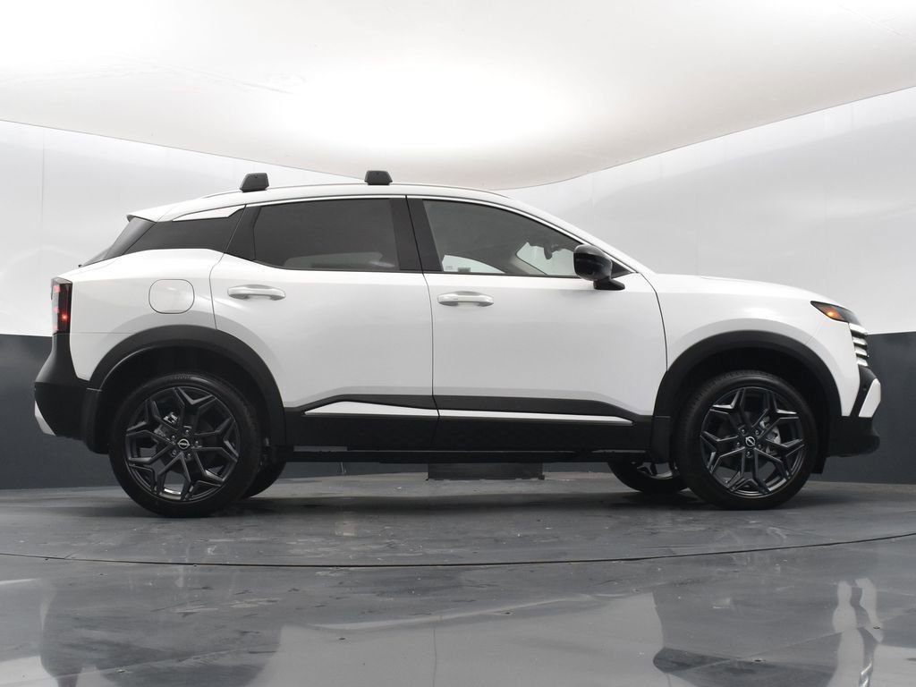 New 2026 Nissan Kicks SR w/ Illumination Package image 43