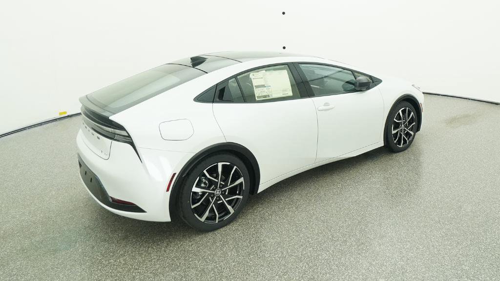 New 2026 Toyota Prius Plug-In Hybrid FWD image 38