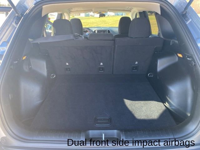 Used 2019 Jeep Cherokee Latitude w/ Popular Appearance Group image 23