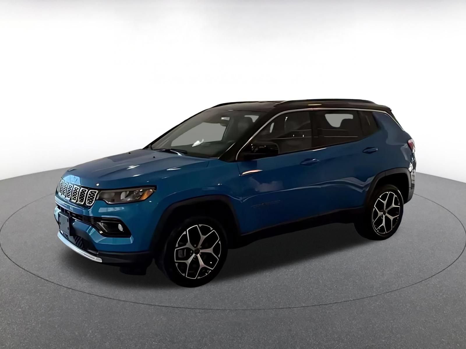 Used 2025 Jeep Compass Limited AWD/4WD image 6