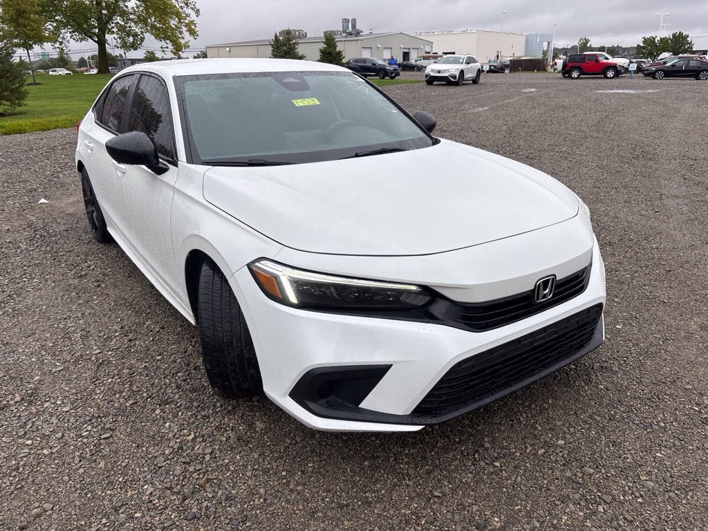 Used 2022 Honda Civic Sport image 11