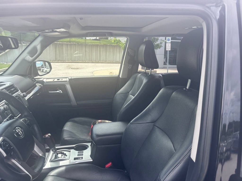 Used 2017 Toyota 4Runner Limited AWD/4WD image 36