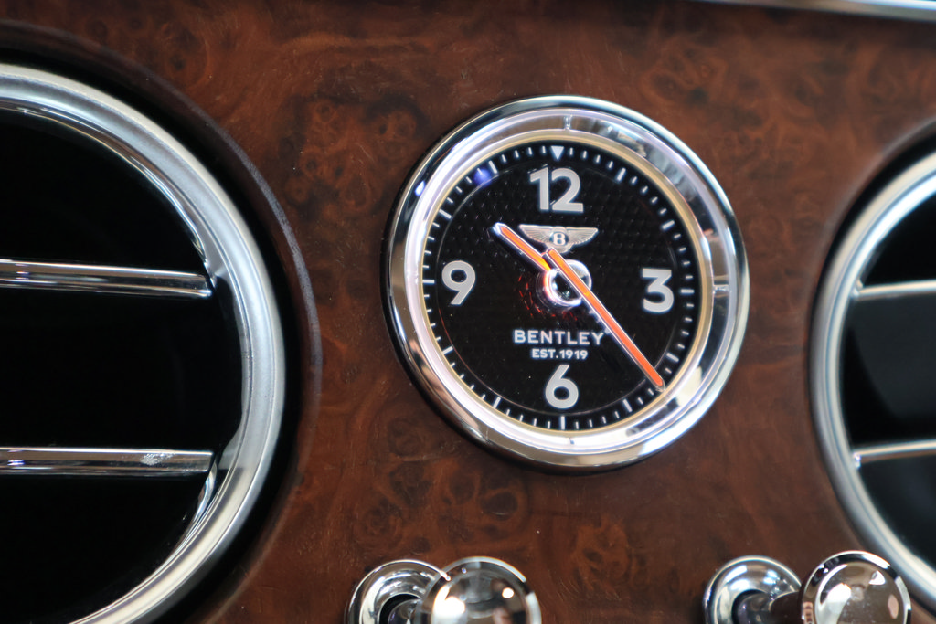 Used 2022 Bentley Continental GT AWD/4WD image 26