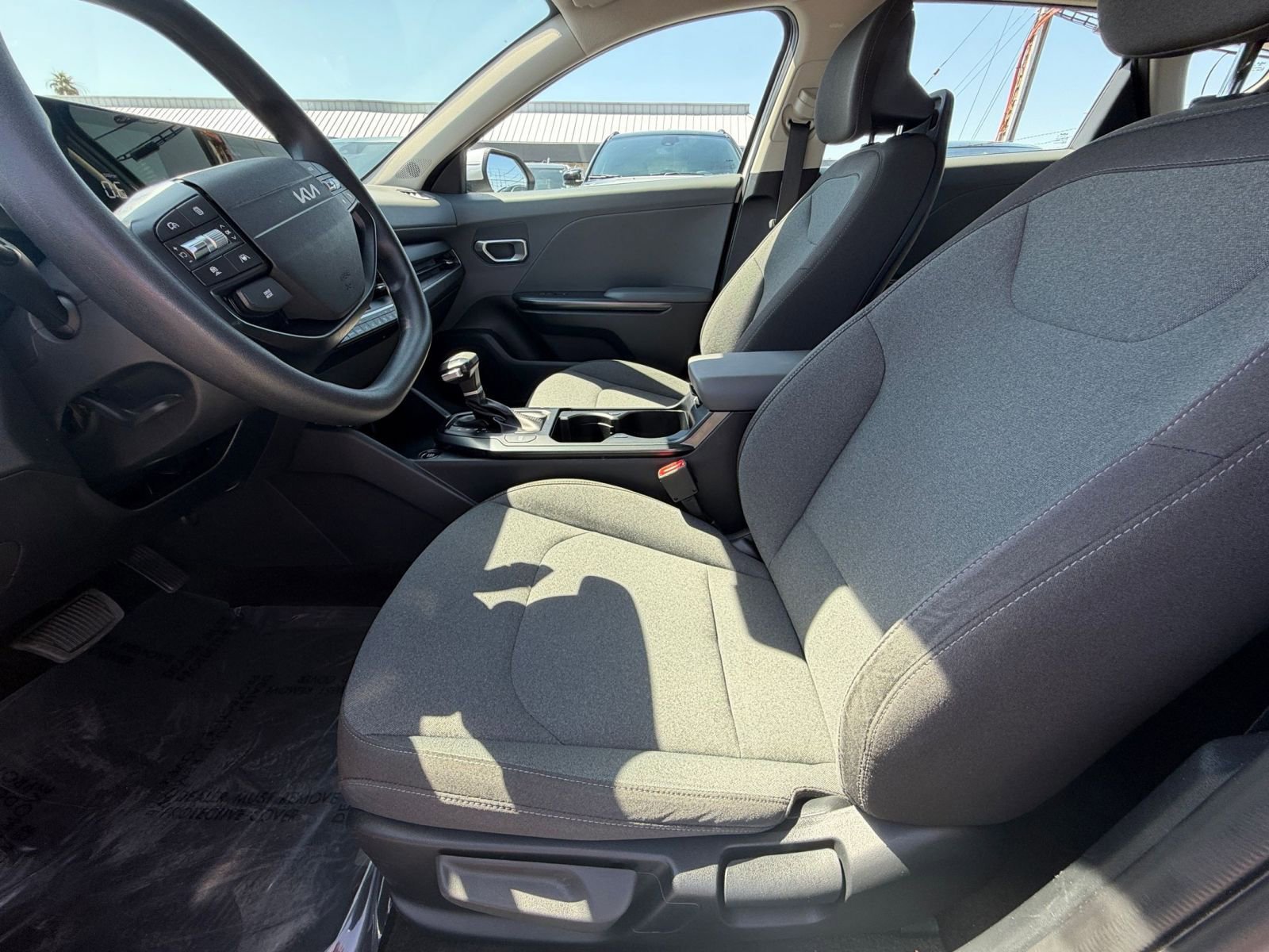 Used 2025 Kia K4 FWD image 25
