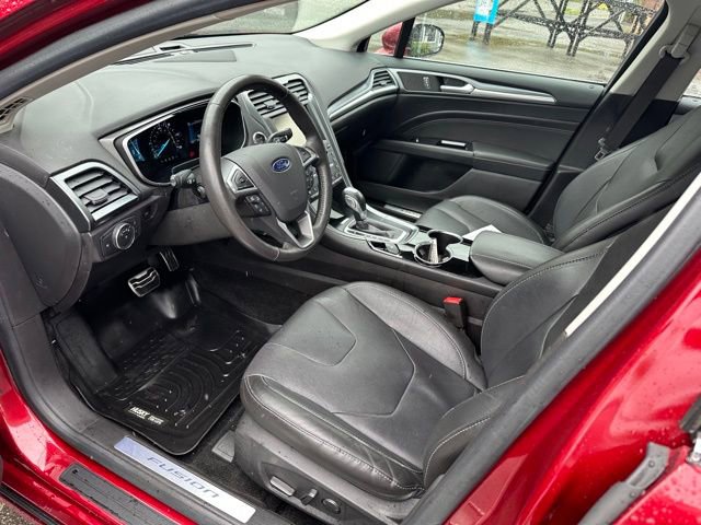 Used 2016 Ford Fusion Energi Titanium w/ Driver Assist Package image 9