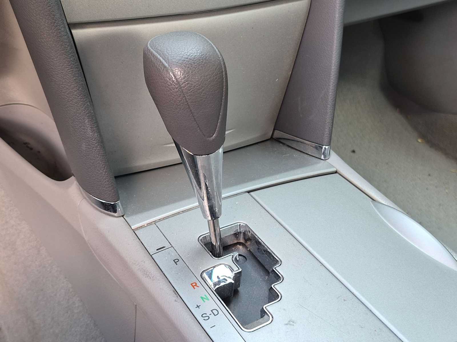 Used 2011 Toyota Camry LE w/ LE Extra-Value Pkg FWD image 27