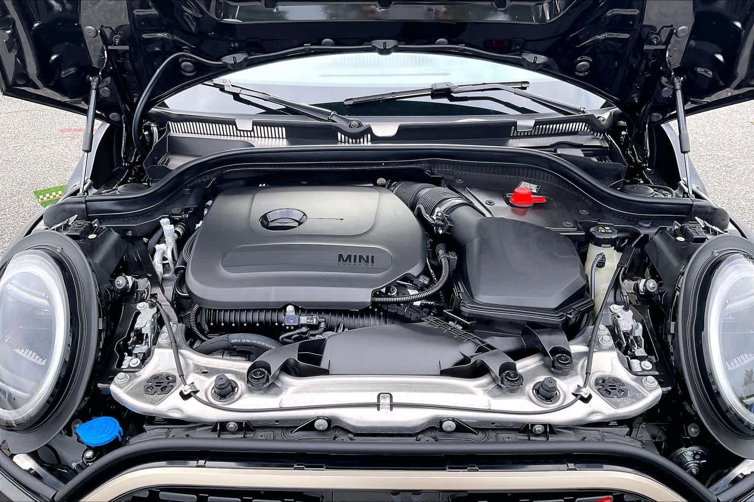 Used 2025 MINI Cooper S FWD image 30