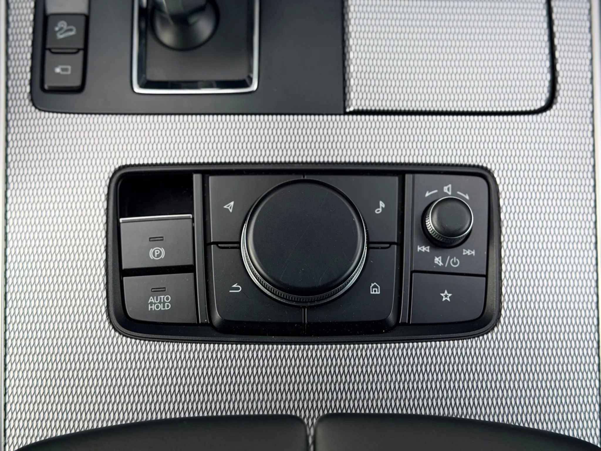 Used 2025 MAZDA CX-90 3.3 Turbo w/ Premium Plus Pkg image 32