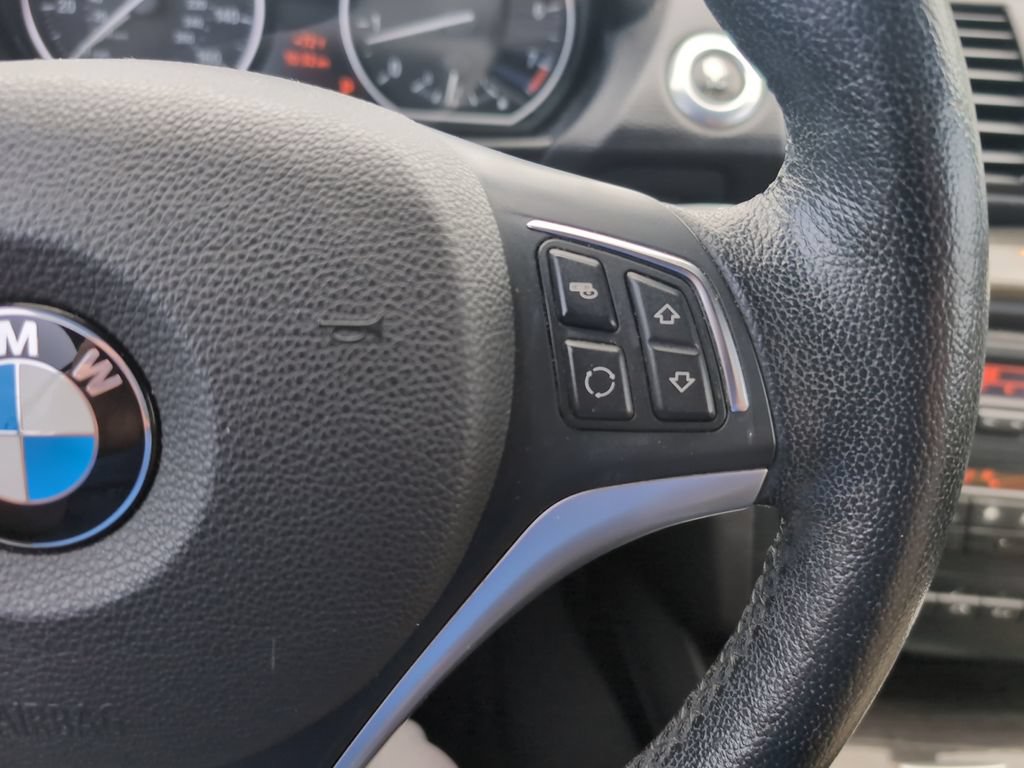 Used 2013 BMW 128i Convertible RWD image 14