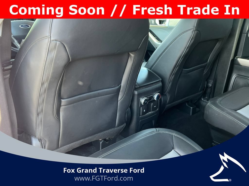 Certified 2023 Ford Explorer XLT w/ Equipment Group 202A AWD/4WD image 37