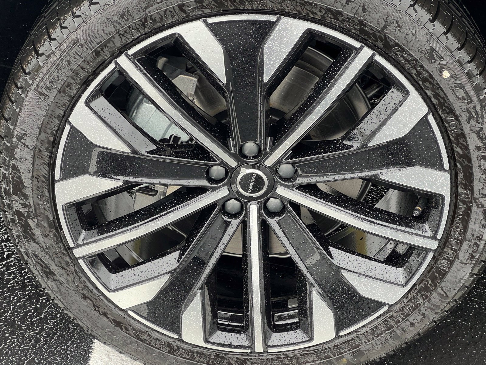 New 2027 Volvo XC90 B6 Ultra AWD/4WD image 12
