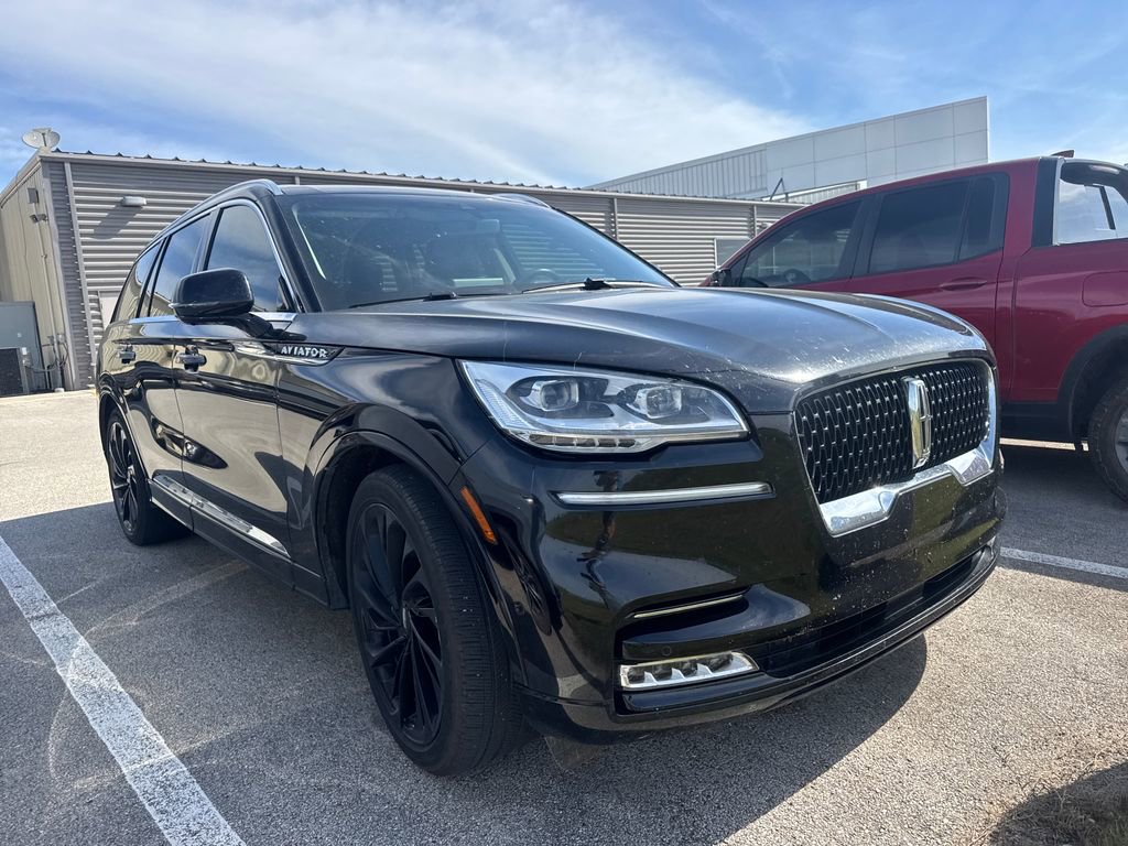 Used 2021 Lincoln Aviator Reserve w/ Equipment Group 210A AWD/4WD image 4