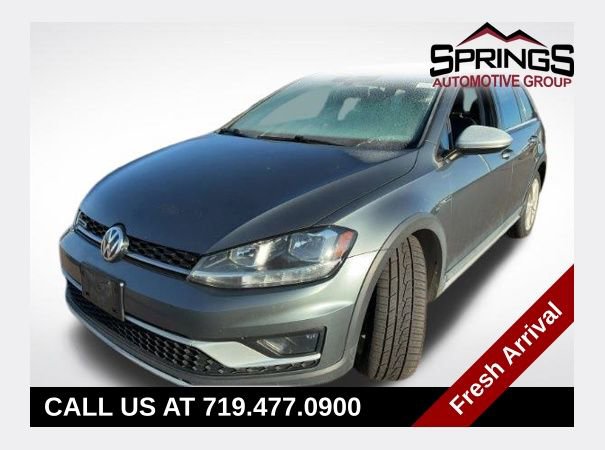 Used 2019 Volkswagen Golf Alltrack S image 1