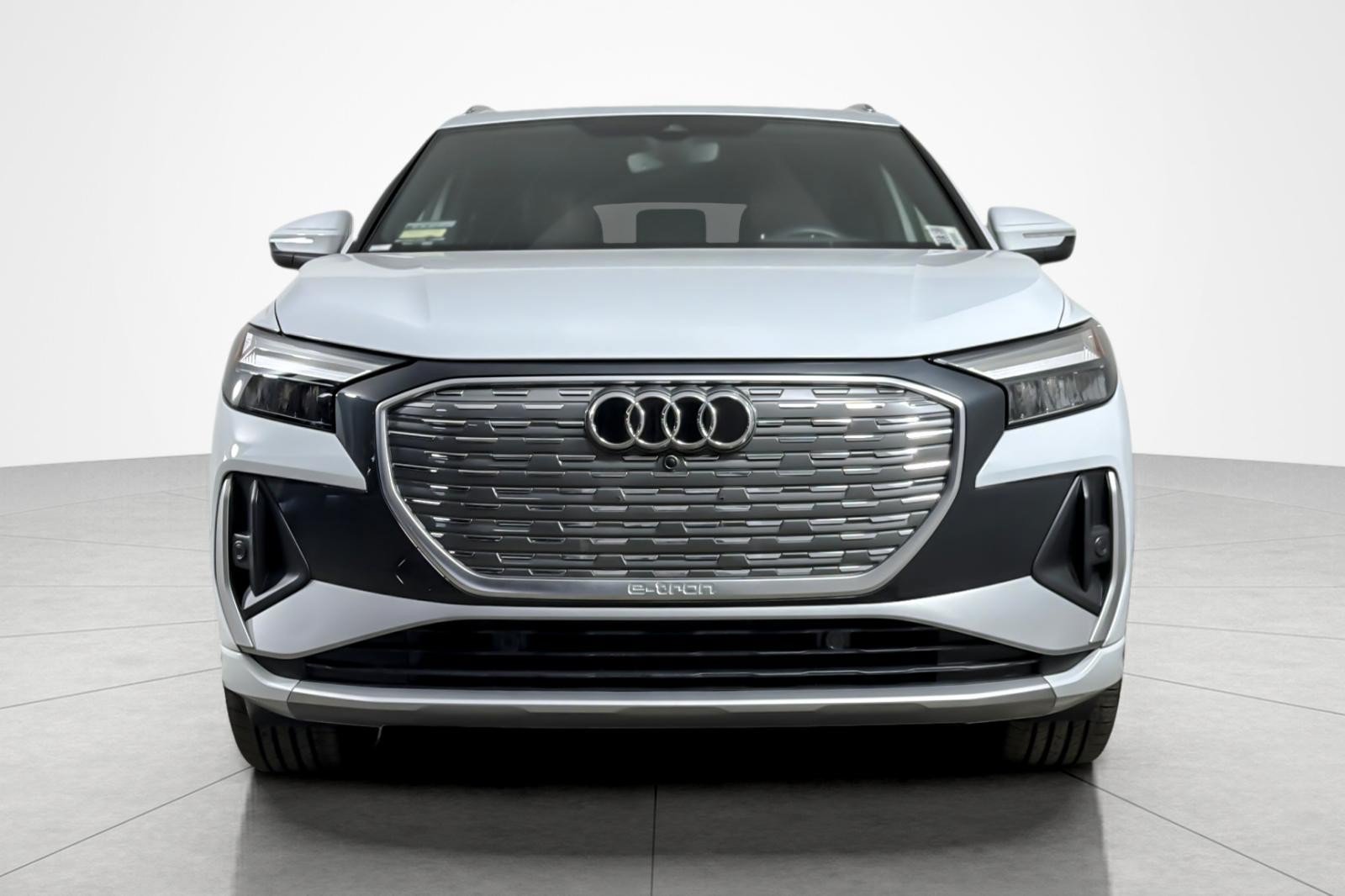 Used 2024 Audi Q4 e-tron Premium AWD/4WD image 8