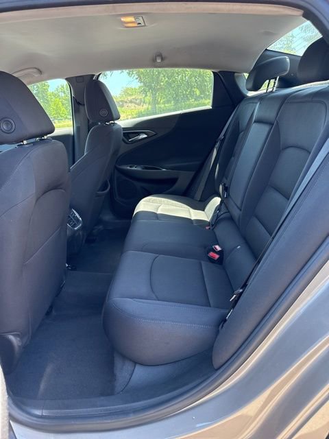 Used 2023 Chevrolet Malibu LT w/ Driver Confidence Package FWD image 12
