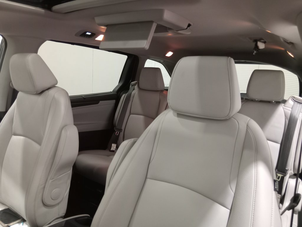 Used 2024 Honda Odyssey Touring image 16