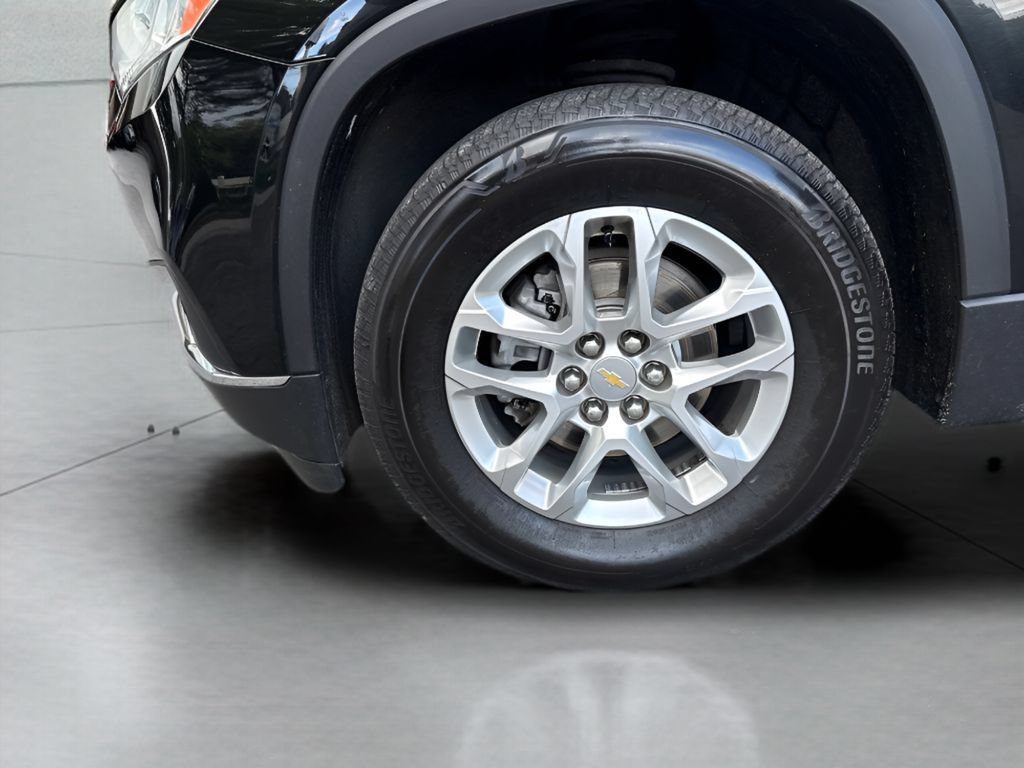 Used 2021 Chevrolet Traverse LT AWD/4WD image 5