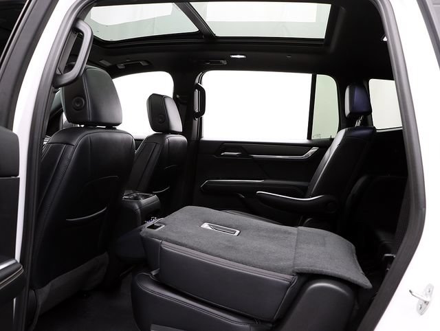 New 2025 GMC Acadia Elevation w/ Super Cruise Package FWD image 14