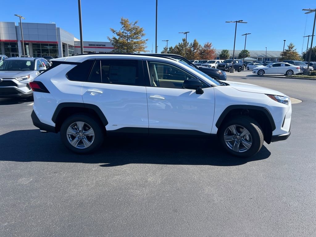 New 2025 Toyota RAV4 LE image 6