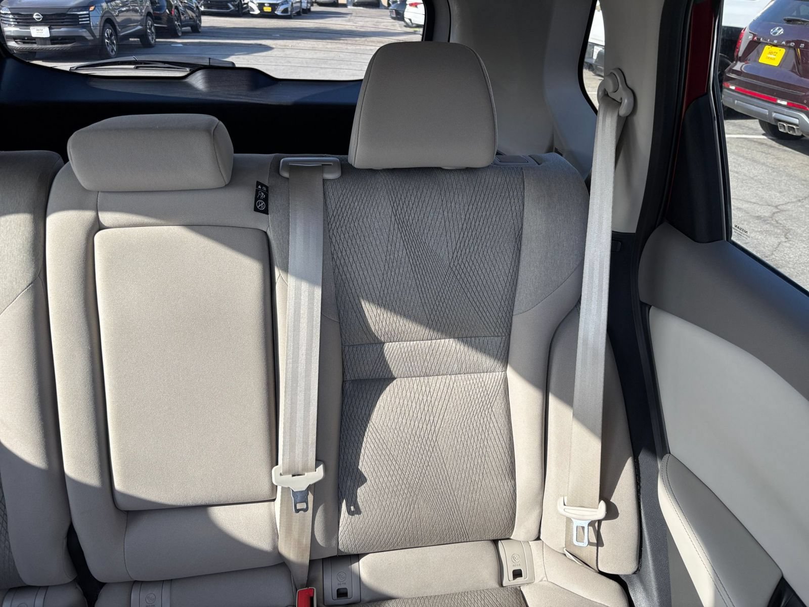 Used 2025 Nissan Rogue SV AWD/4WD image 38