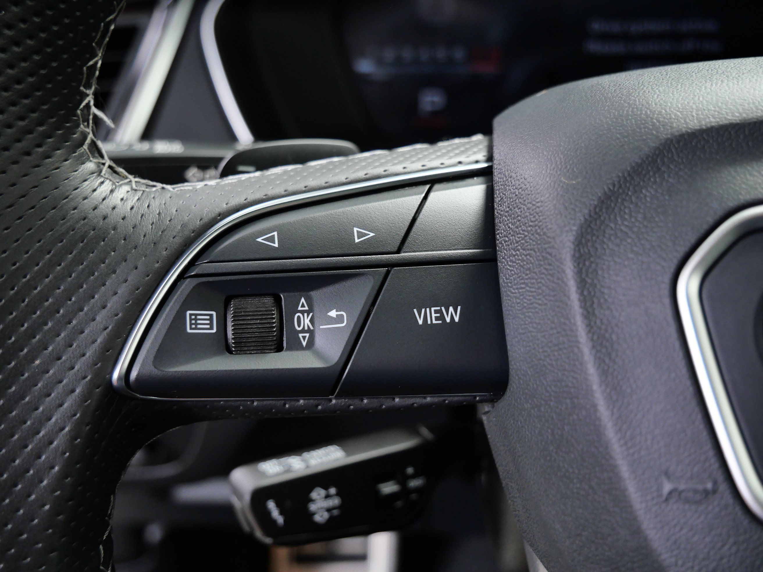 Used 2023 Audi SQ5 Premium Plus w/ Premium Plus Package AWD/4WD image 26