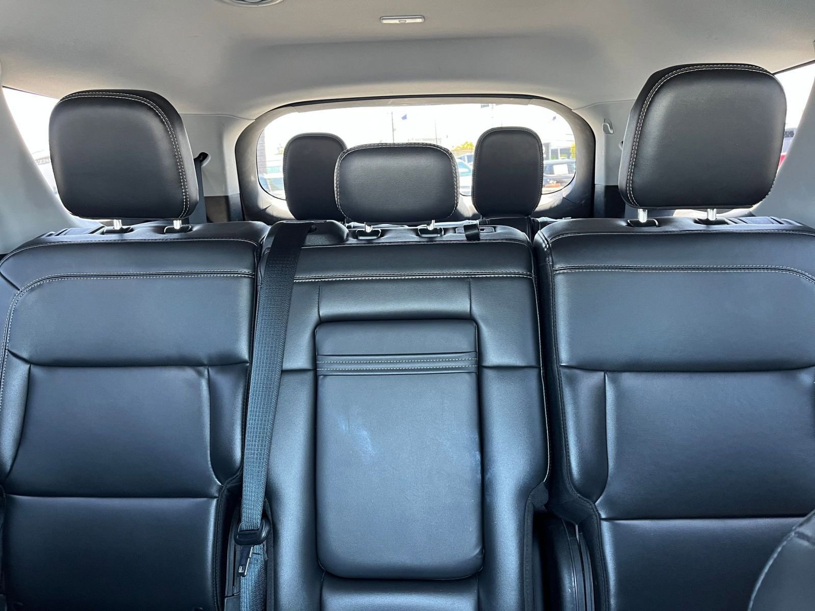 Used 2023 Ford Explorer XLT w/ Equipment Group 202A RWD image 40