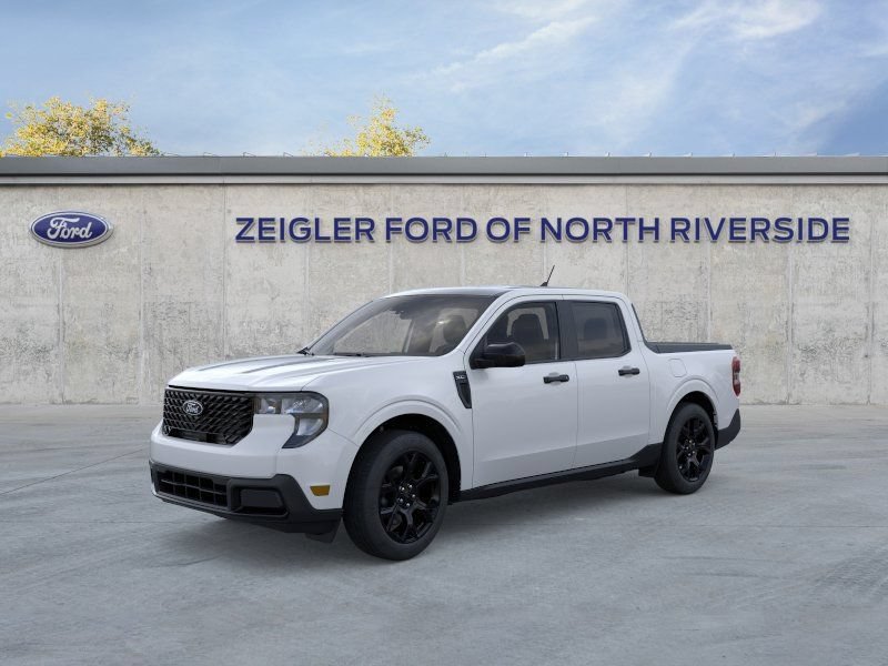 New 2025 Ford Maverick XLT w/ Black Appearance Package