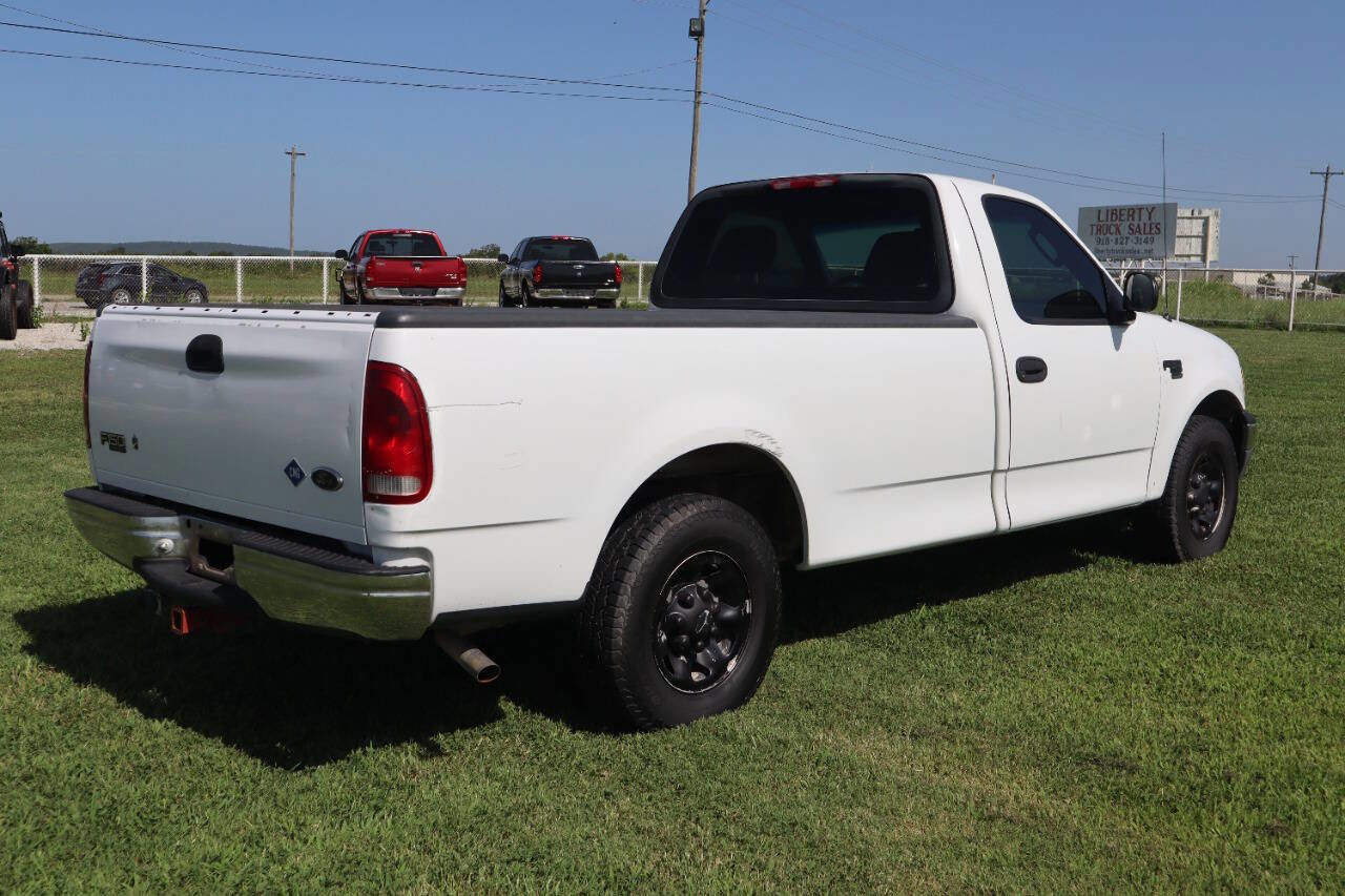 Used 2004 Ford F150 XL image 2