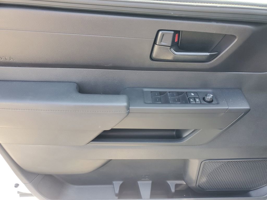 Used 2025 Toyota Tundra SR w/ SR Tow Package AWD/4WD image 16