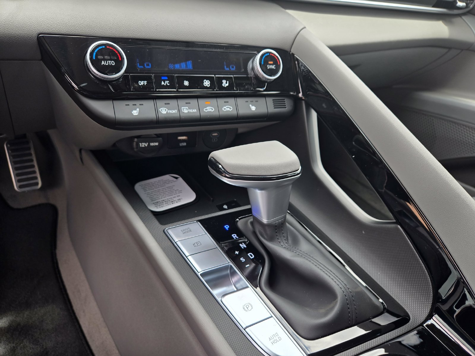 New 2026 Hyundai Elantra SEL Sport Premium FWD image 13