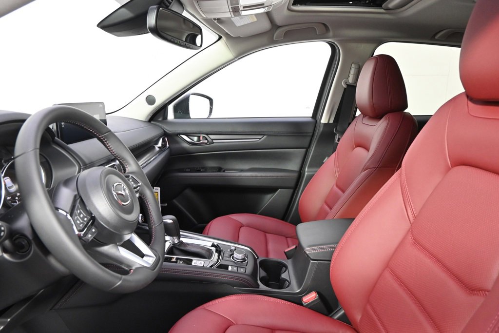 New 2025 MAZDA CX-5 Carbon Edition image 13