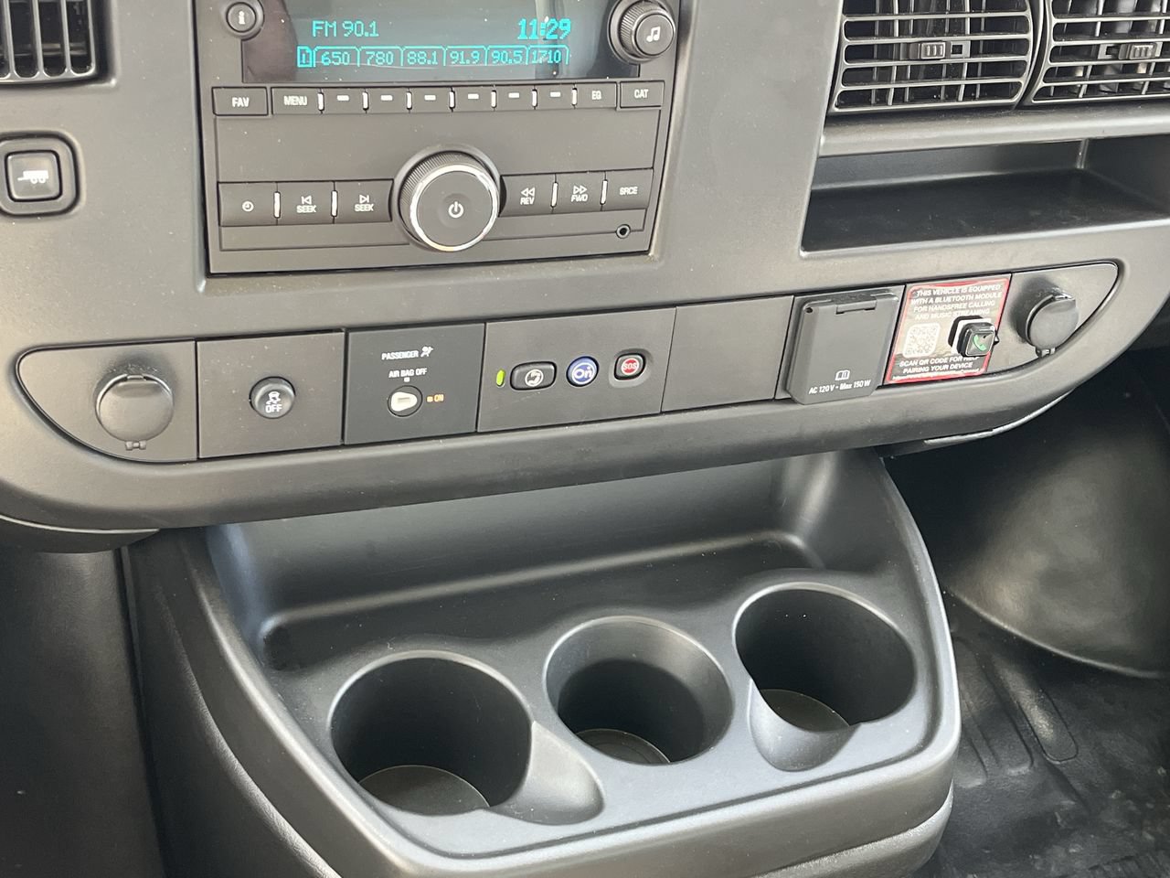 New 2026 GMC Savana 3500 w/ Power Convenience Package RWD image 15