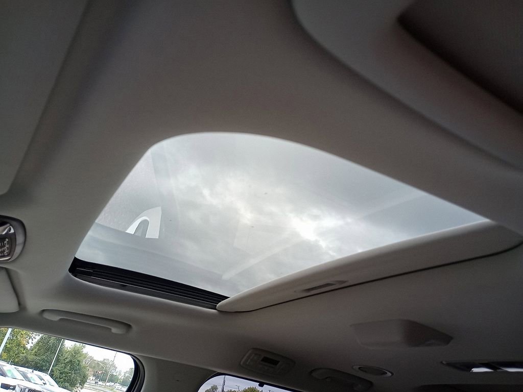 New 2026 Kia Carnival SX w/ SX Dark Edition Package image 10