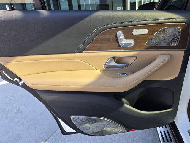 Used 2024 Mercedes-Benz GLS 580 4MATIC image 40