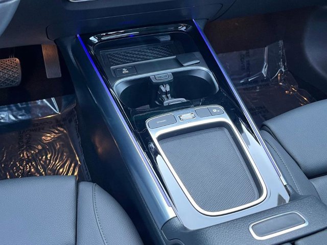 Used 2025 Mercedes-Benz GLA 250 4MATIC image 7