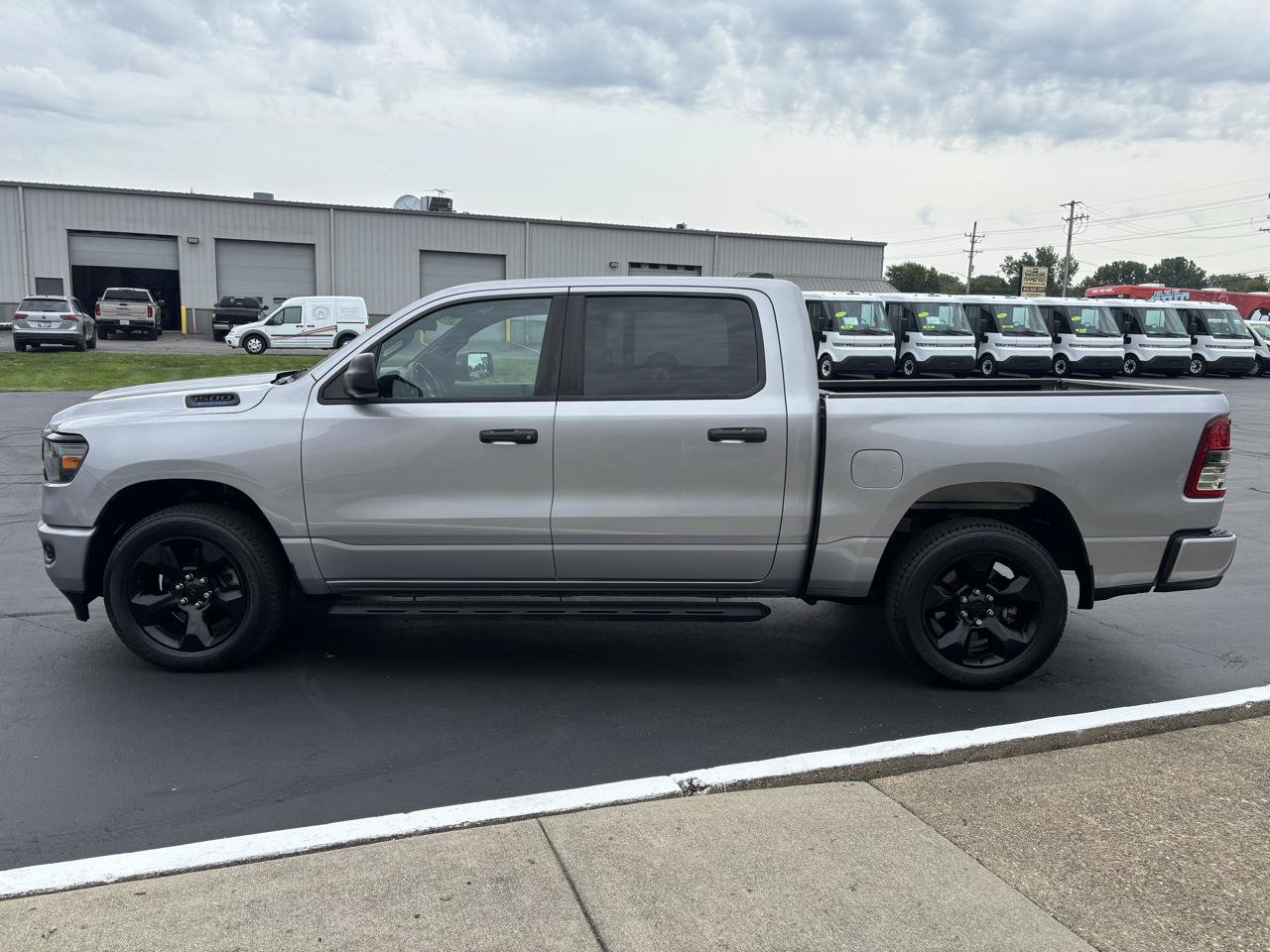 Used 2024 RAM 1500 Tradesman w/ Night Edition AWD/4WD image 6