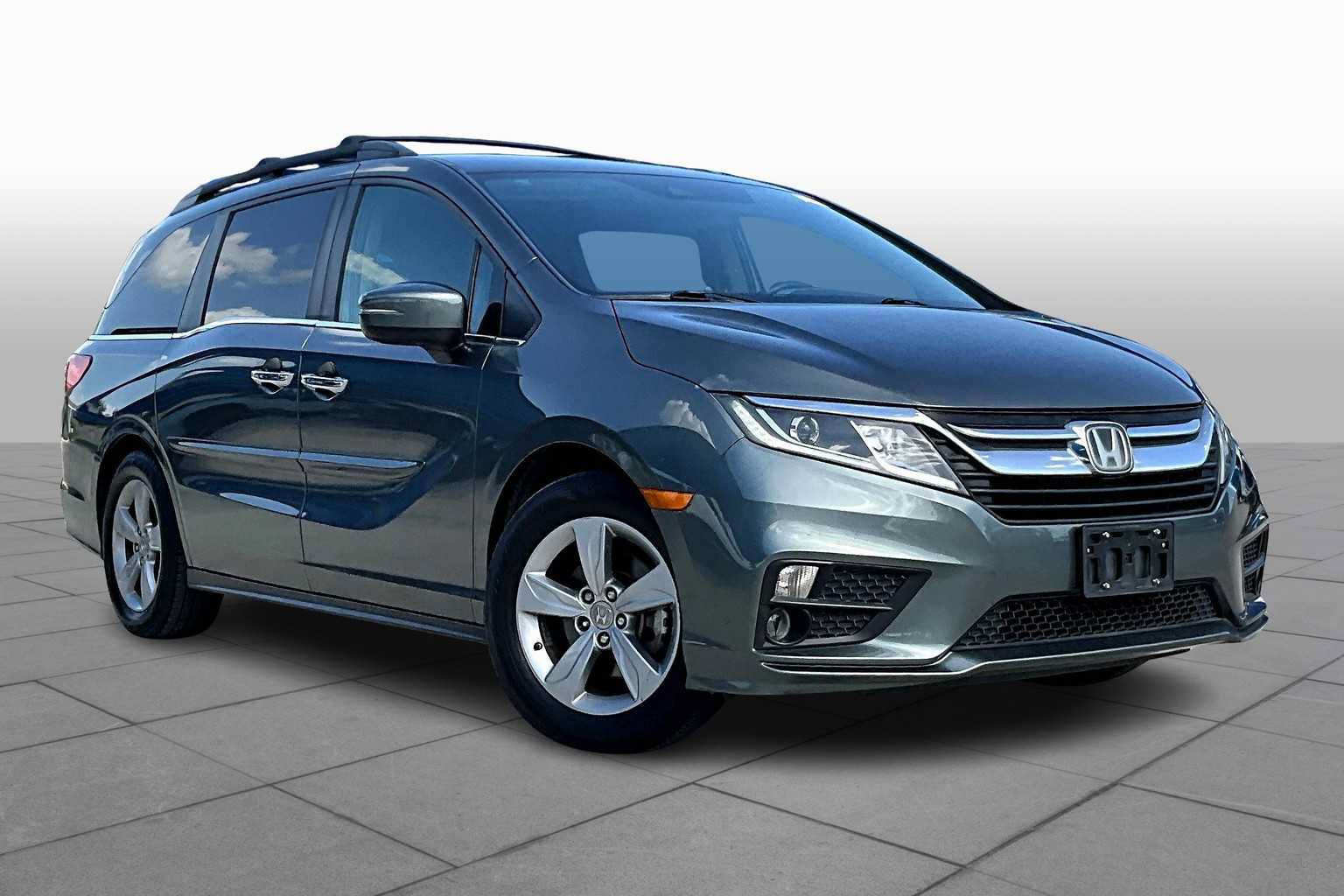 Used 2018 Honda Odyssey EX image 2