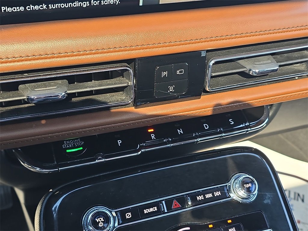 Used 2022 Lincoln Nautilus Reserve w/ Equipment Group 201A image 20