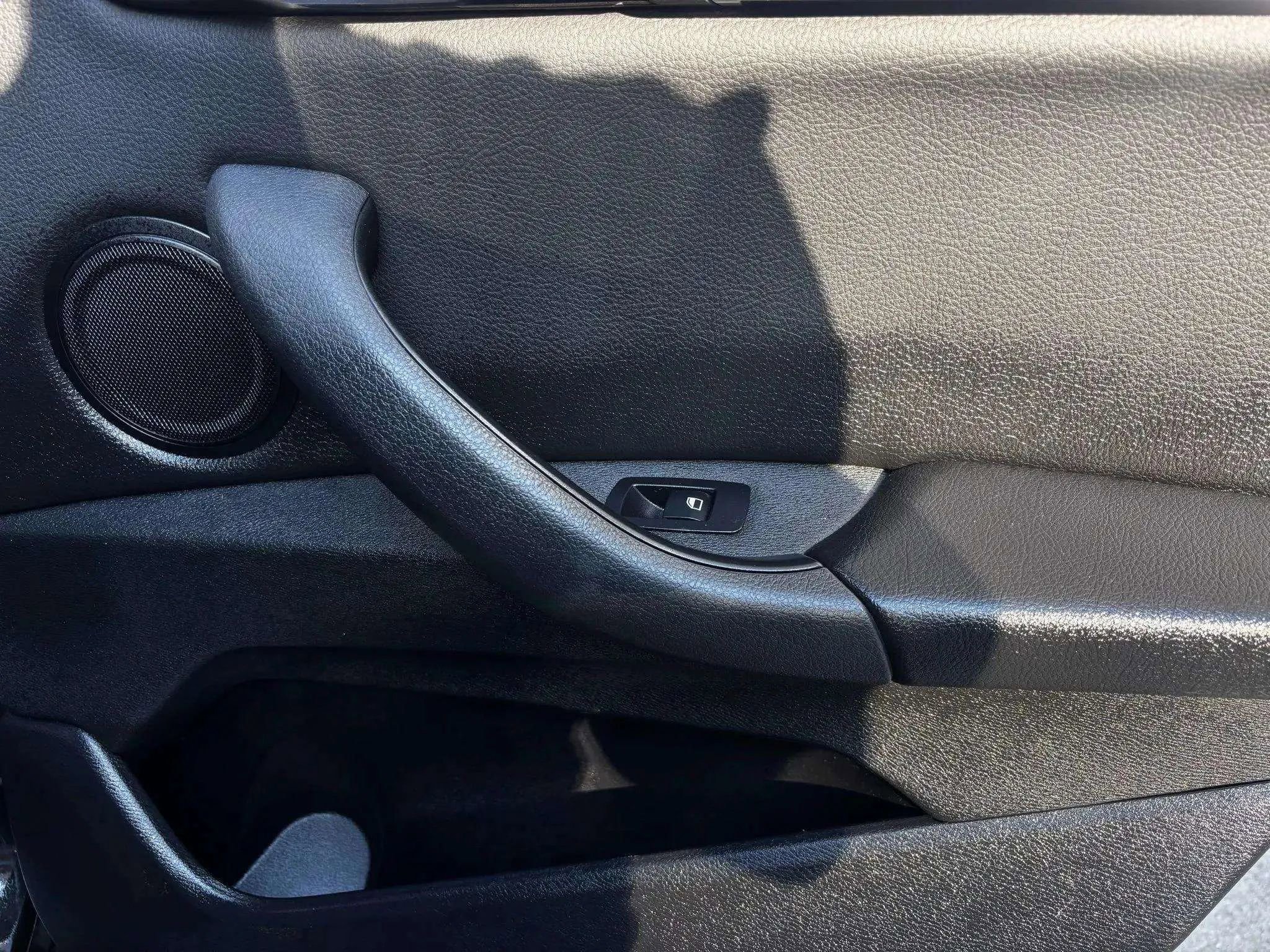 Used 2021 BMW X1 xDrive28i w/ Convenience Package image 12