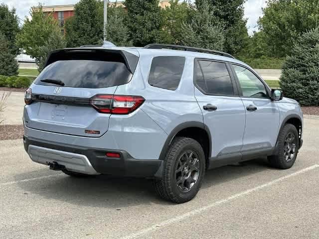 Used 2023 Honda Pilot TrailSport image 32