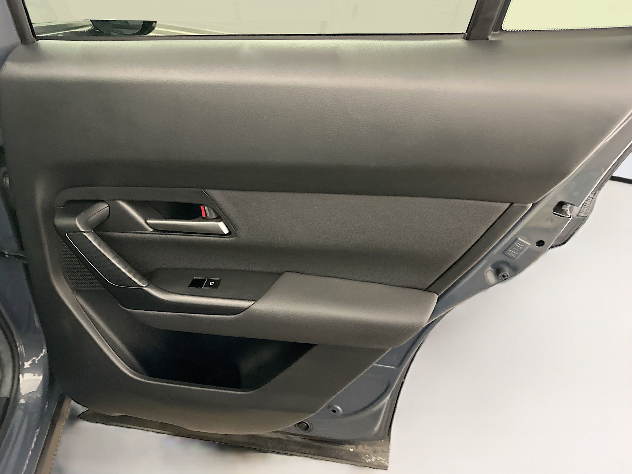 Used 2025 MAZDA CX-50 AWD 2.5 S w/ Premium Package image 33