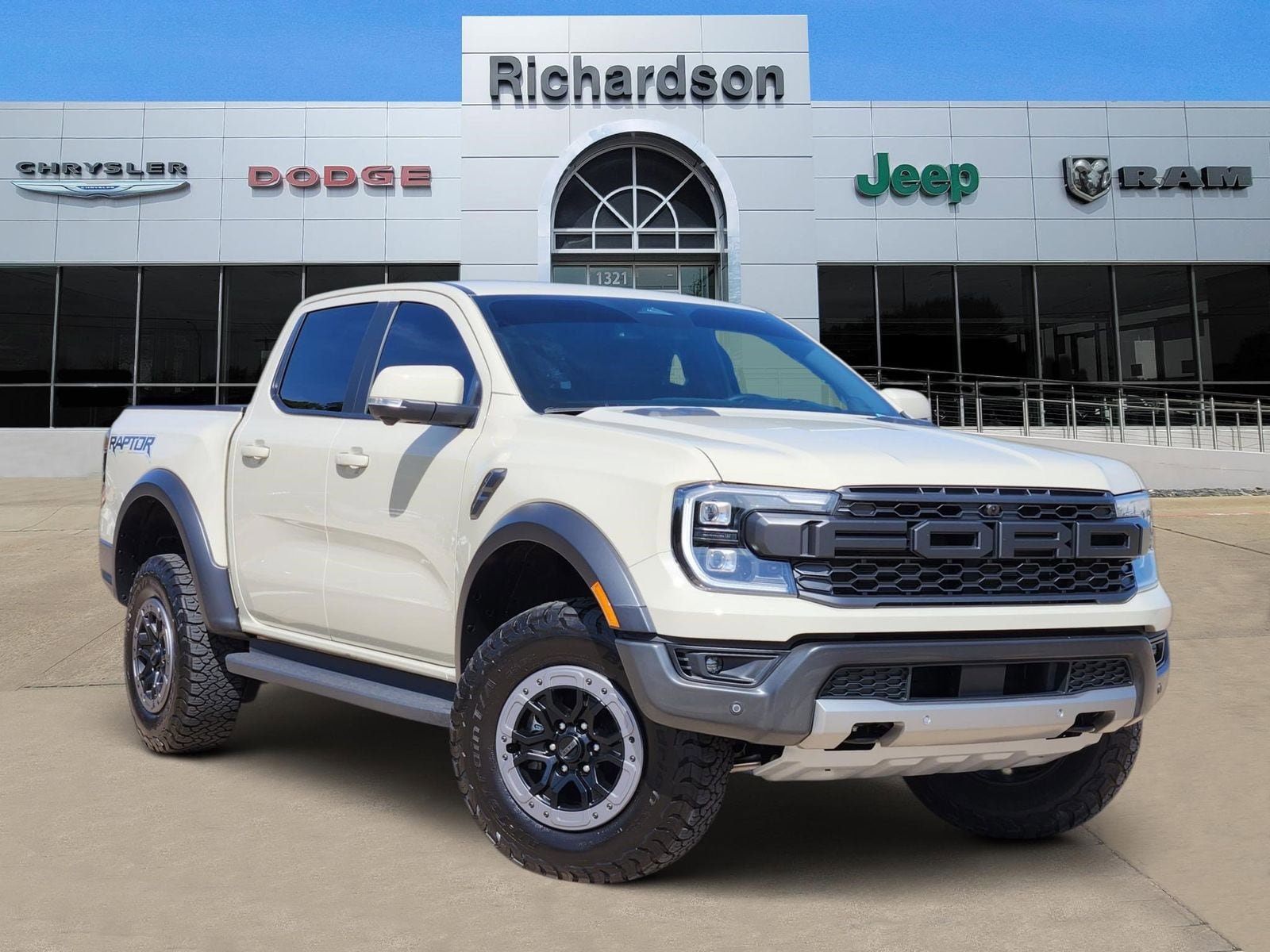 Used 2025 Ford Ranger Raptor AWD/4WD image 1