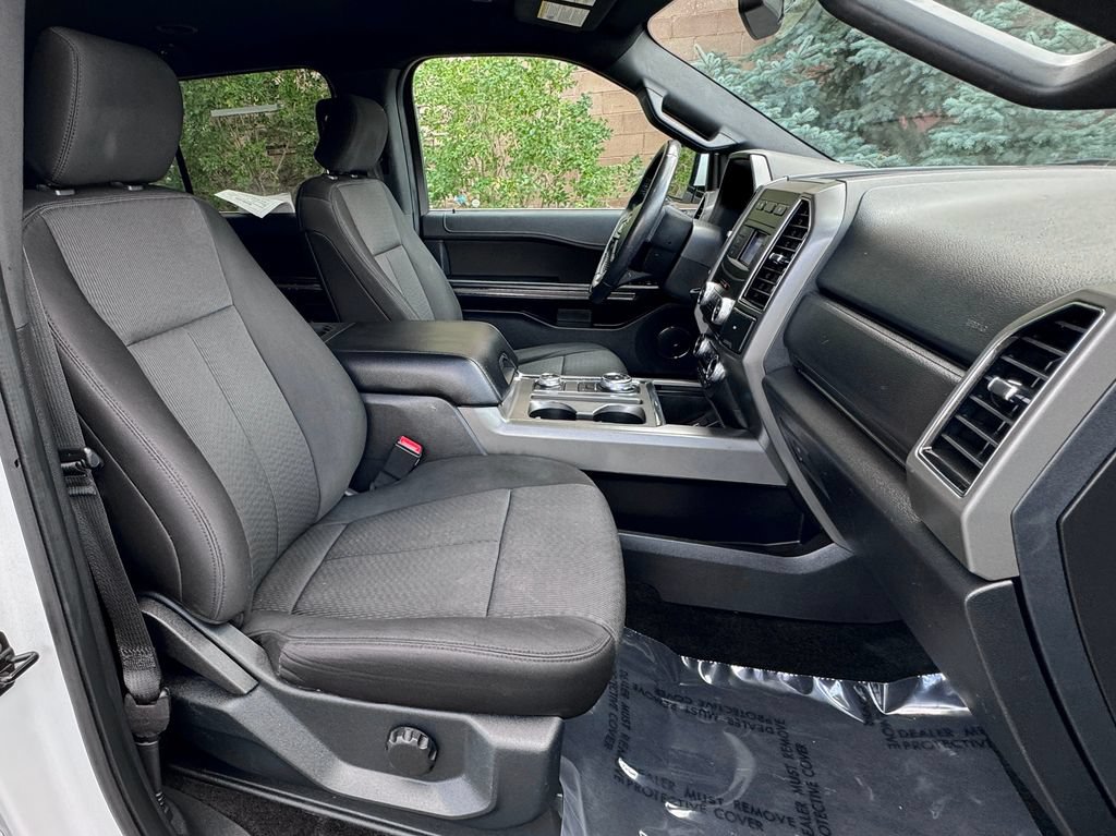Used 2018 Ford Expedition XLT AWD/4WD image 36