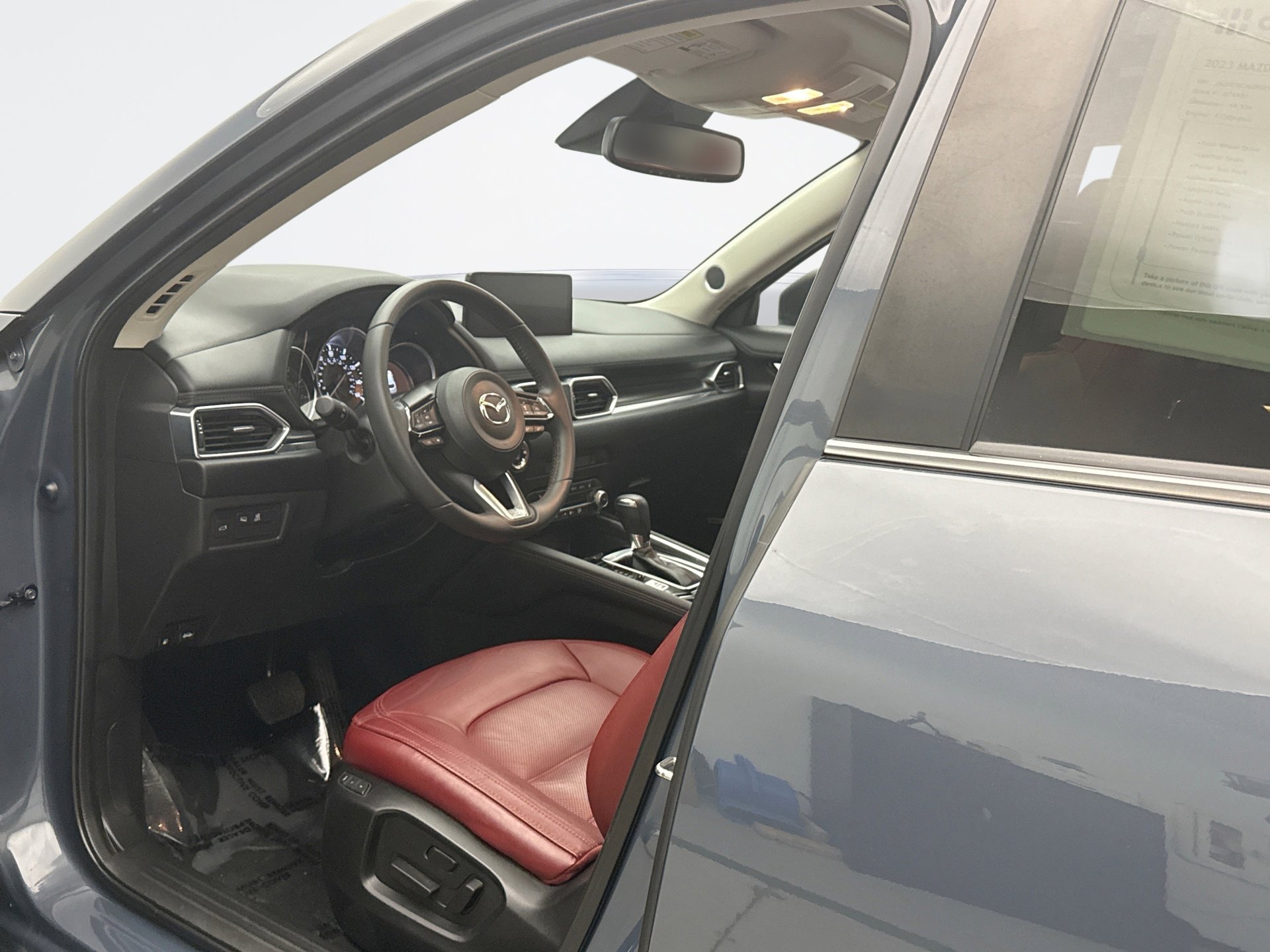 Used 2023 MAZDA CX-5 Carbon Edition image 10