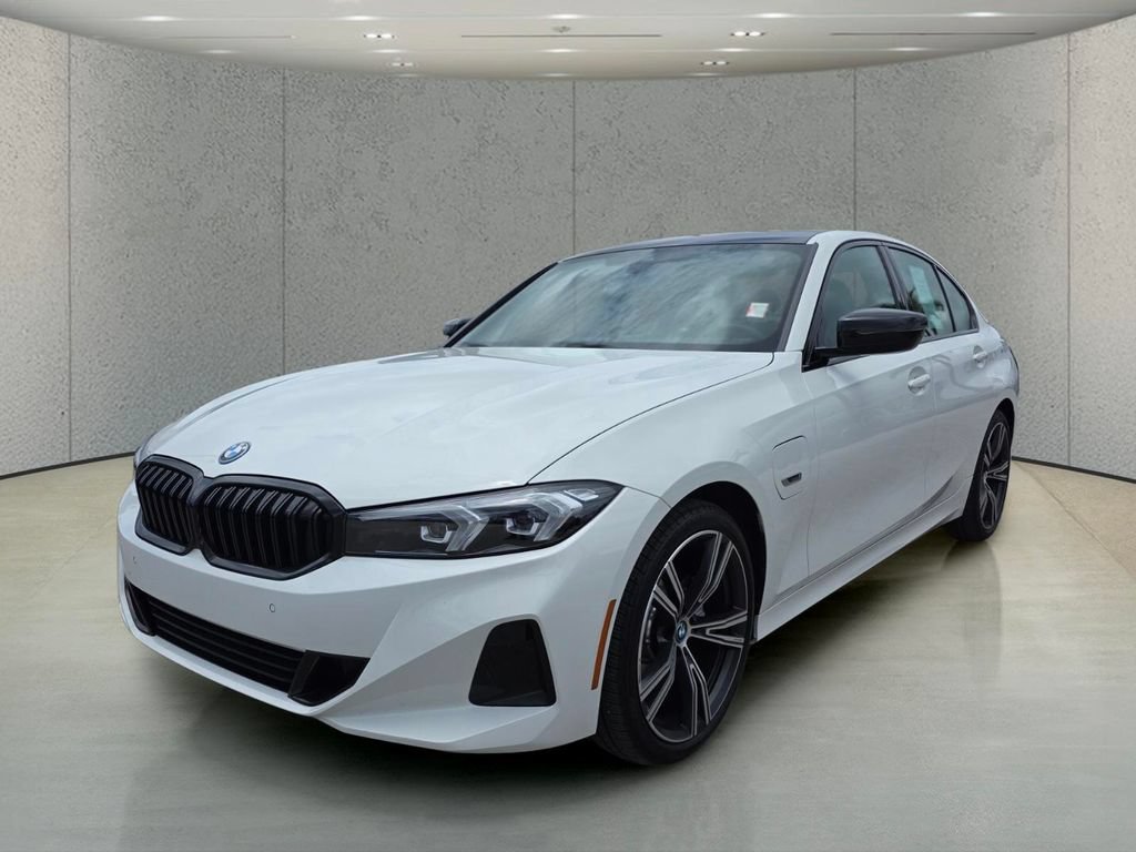 Used 2023 BMW 330e w/ Driving Assistance Package RWD image 11