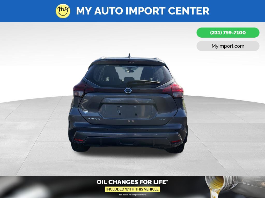 Used 2021 Nissan Kicks SV FWD image 6
