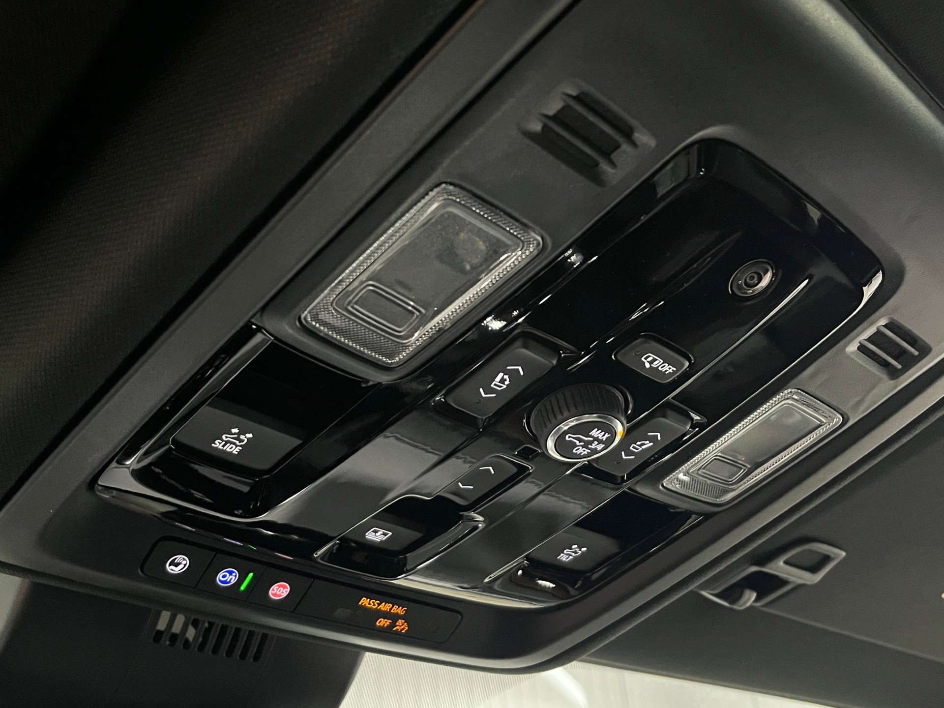 New 2026 GMC Yukon XL Denali w/ Sun & Power Step Package image 16