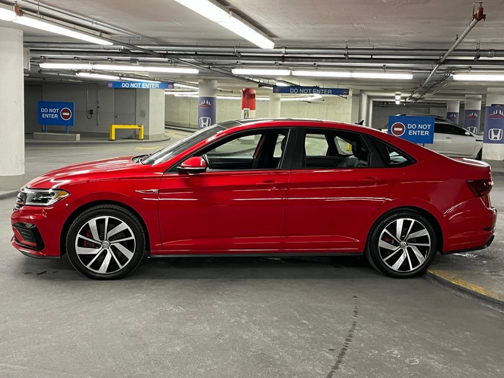 Used 2020 Volkswagen Jetta GLI Autobahn image 32
