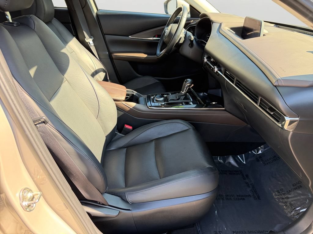 Used 2024 MAZDA CX-30 AWD 2.5 S w/ Premium Package image 12