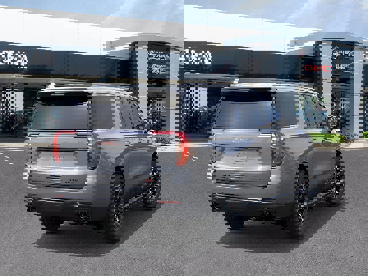 New 2026 GMC Yukon XL AT4 Ultimate image 4